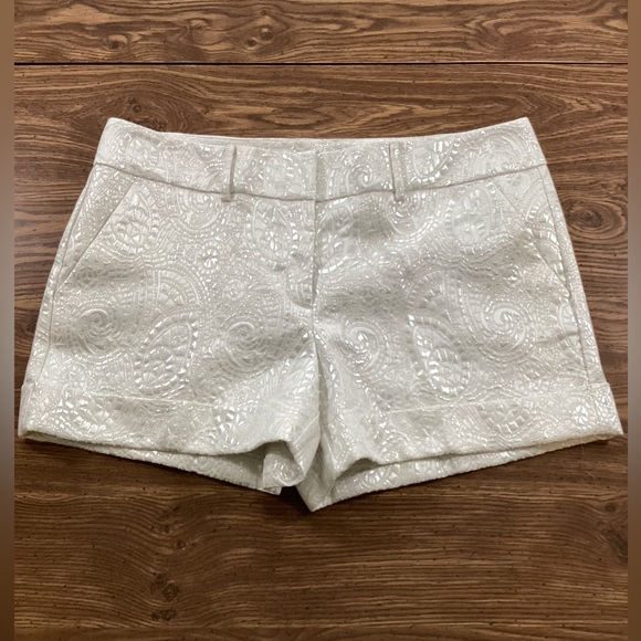 New York & Company Pants - New York & Co. Ivory Brocade Dressy Shorts Size 14